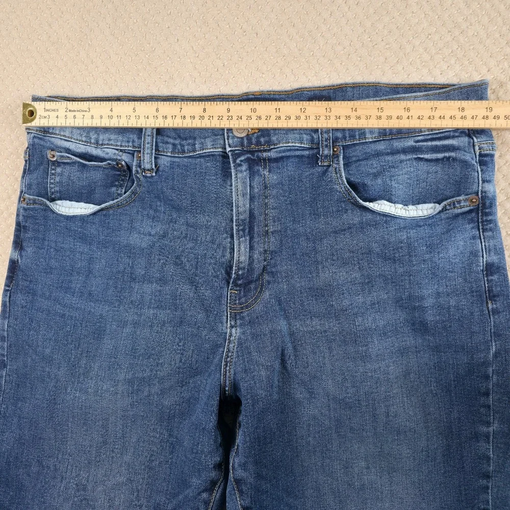 Lucky Brand Jeans Men 412 Athletic Slim Fit Size 38 Waist Medium Wash Blue Denim